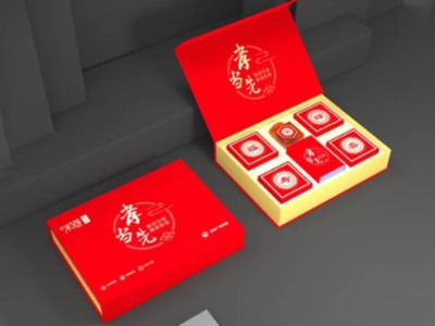 包裝盒定制廠家生產(chǎn)的禮品包裝盒，為您表達(dá)愛的祝福！